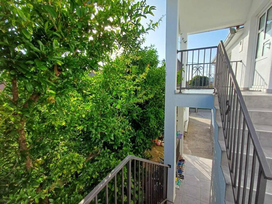 Apartament Cozy, Fully Equipped, Free Parking&Wifi, Quiet, 2Bd Podgorica Zewnętrze zdjęcie