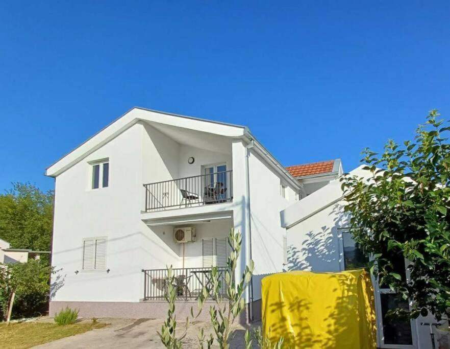 Apartament Cozy, Fully Equipped, Free Parking&Wifi, Quiet, 2Bd Podgorica Zewnętrze zdjęcie