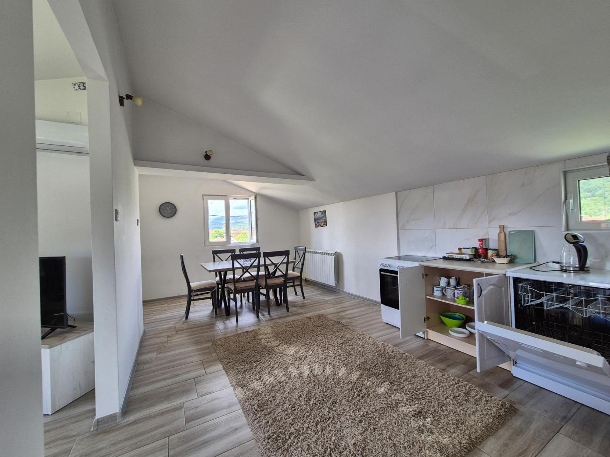 Apartament Cozy, Fully Equipped, Free Parking&Wifi, Quiet, 2Bd Podgorica Zewnętrze zdjęcie